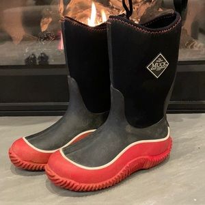 Youth Size 2 MUCK Boots
